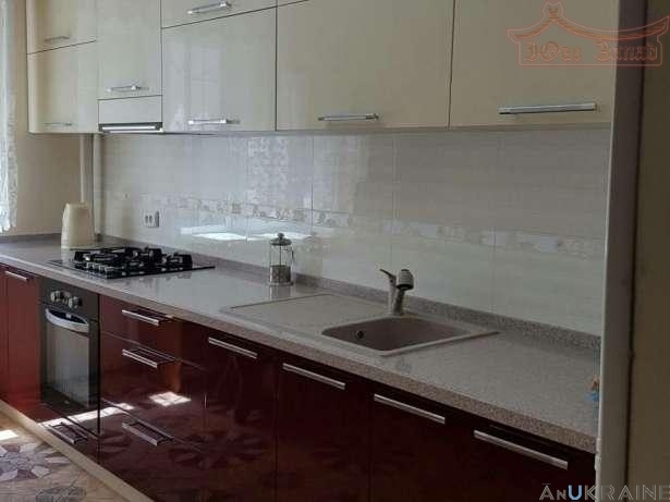 продажа трехкомнатной квартиры номер A-174292 в Малиновском районе, фото номер 5